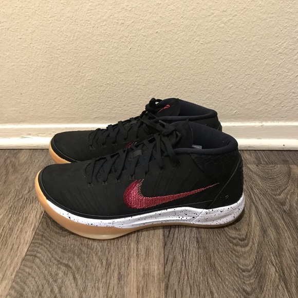 kobe ad mid black gum